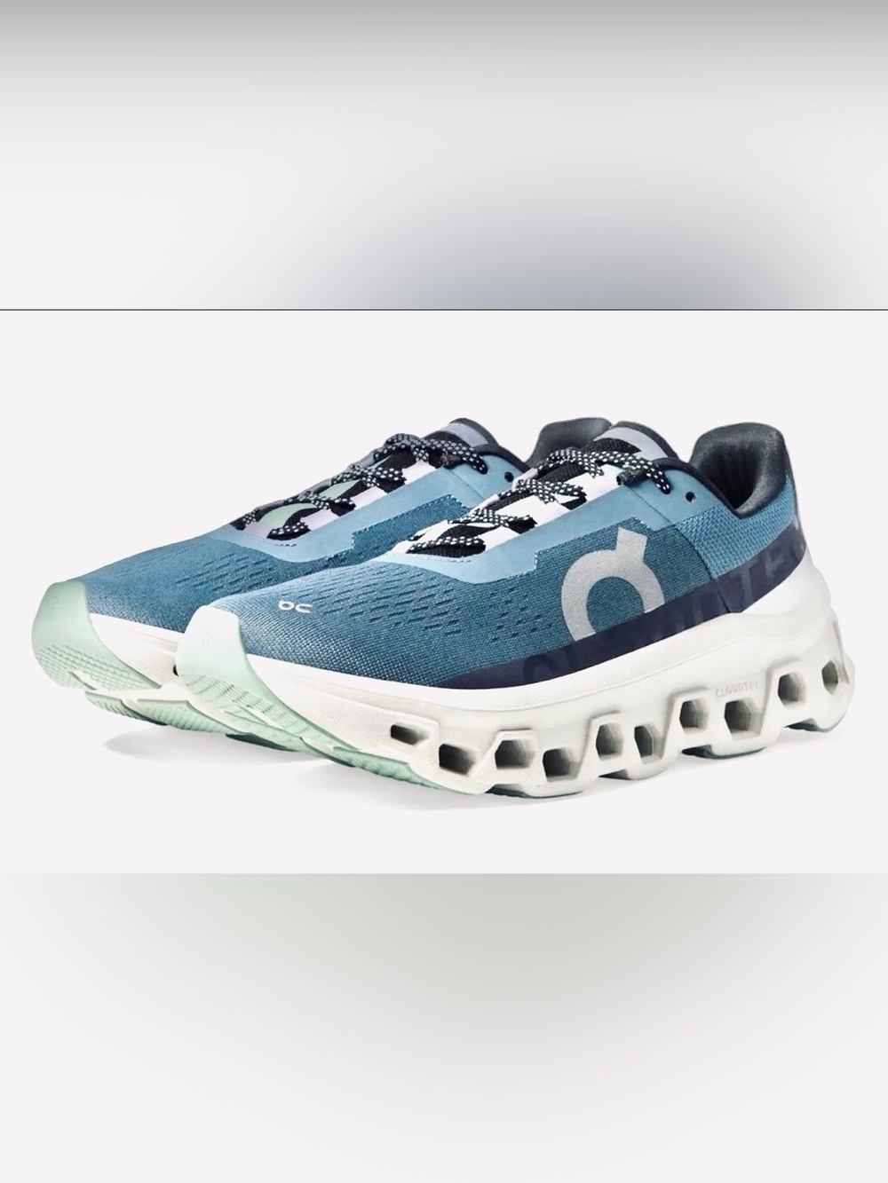 On Running Cloudmonster Sneakers